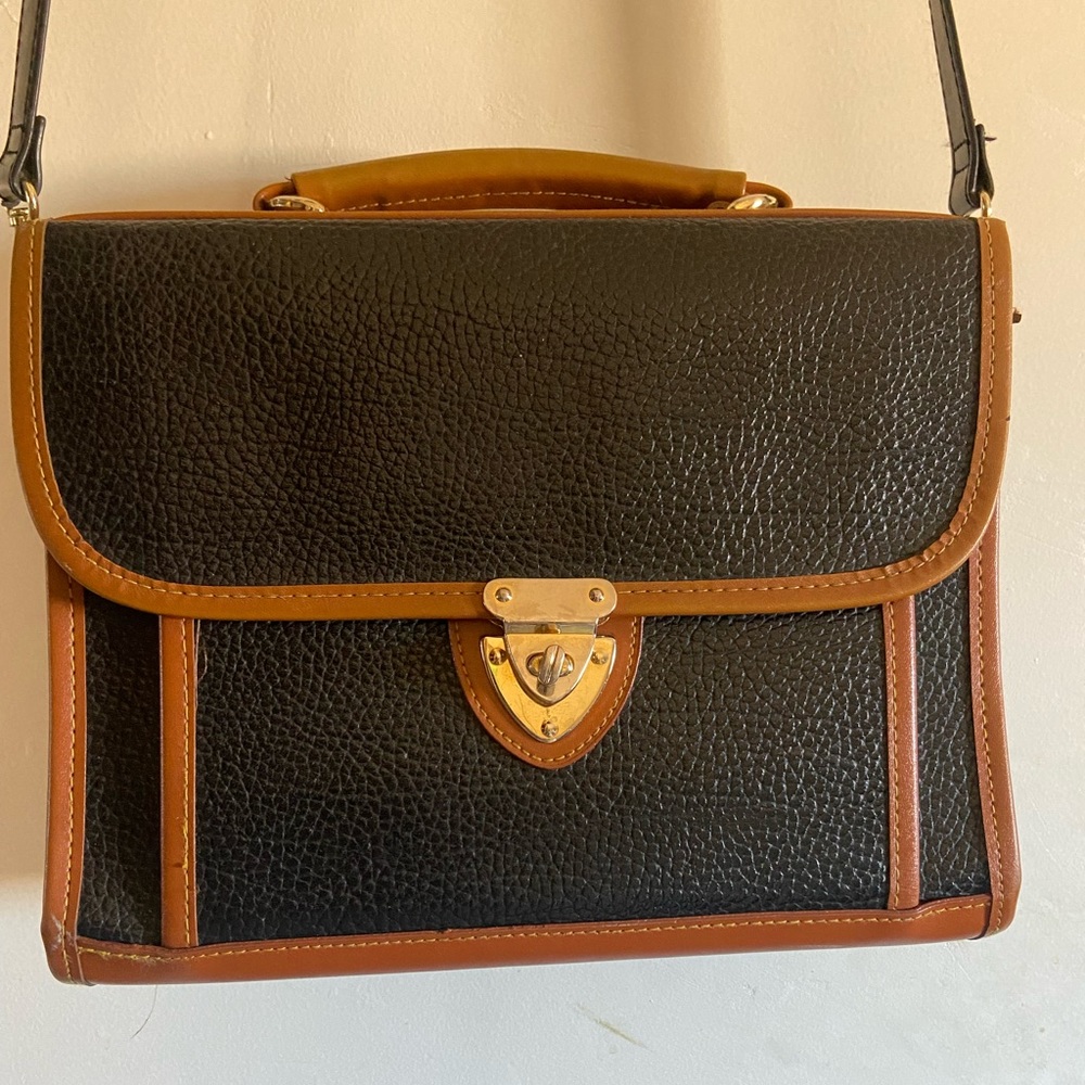 VINTAGE LEATHER PURSE - Picture 2 of 5